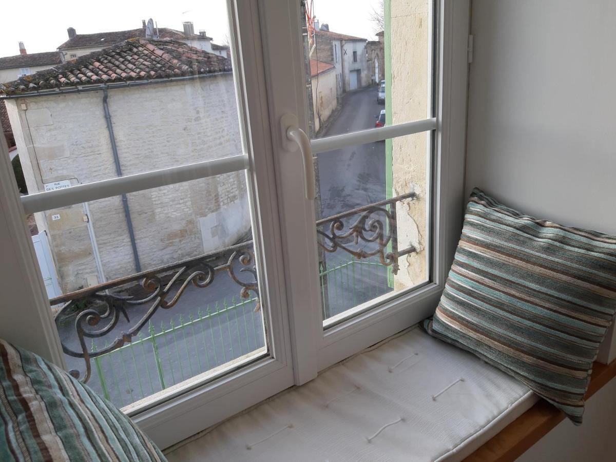 Les Volets Verts Aulnay Aulnay  Kültér fotó
